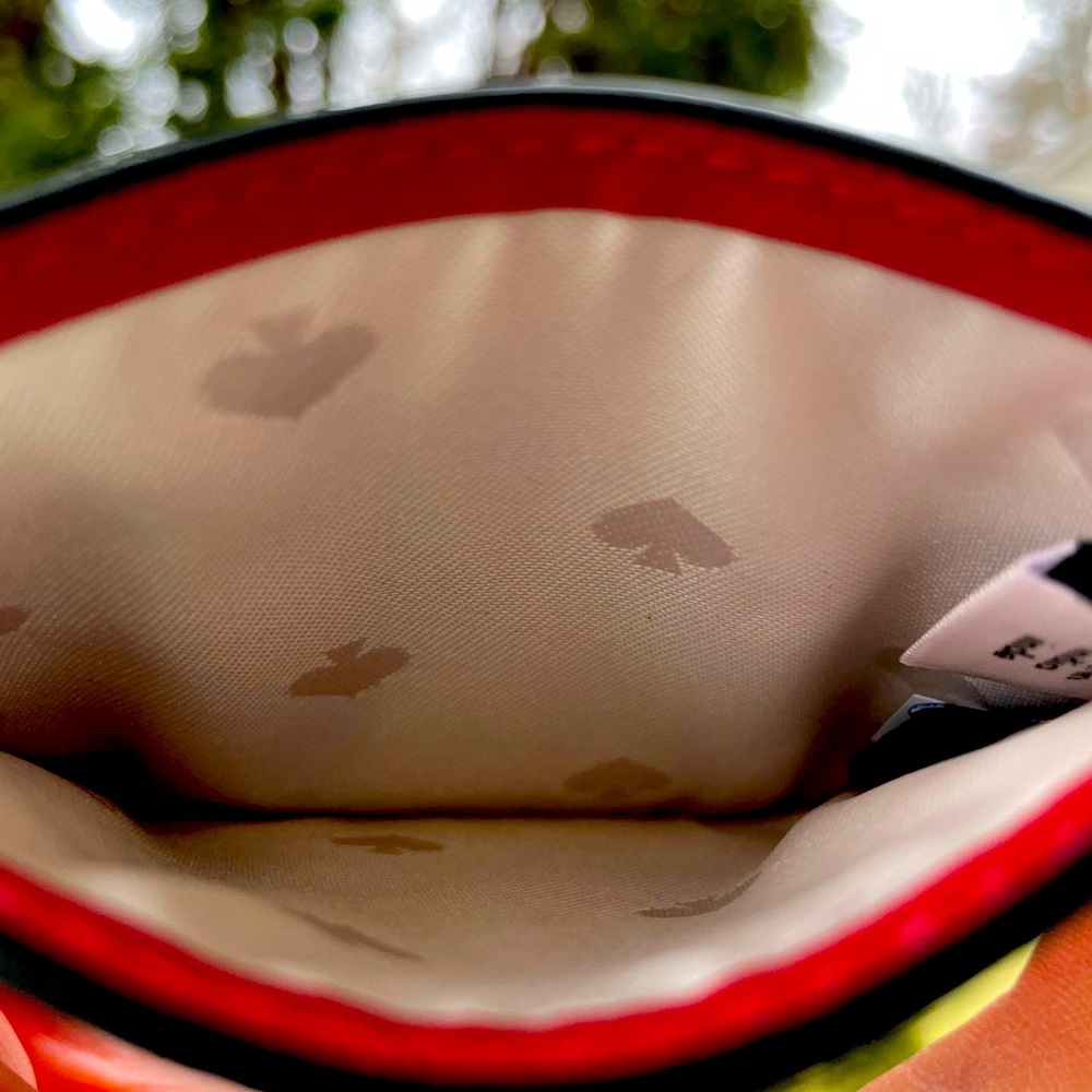 NWT!♠️❤️KATE SPADE RED & BLACK HEARTS SCRIBBLE PRINT CARD CASE! - Picture 5 of 6